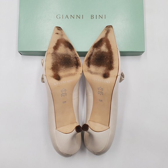 Gianni Bini Affection Heels - Picture 13 of 16